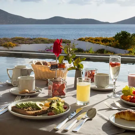 Peninsula Luxury Resort, Six Senses 5*