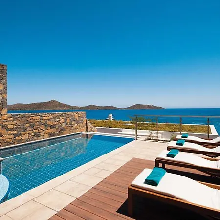 Peninsula Luxury Resort, Six Senses