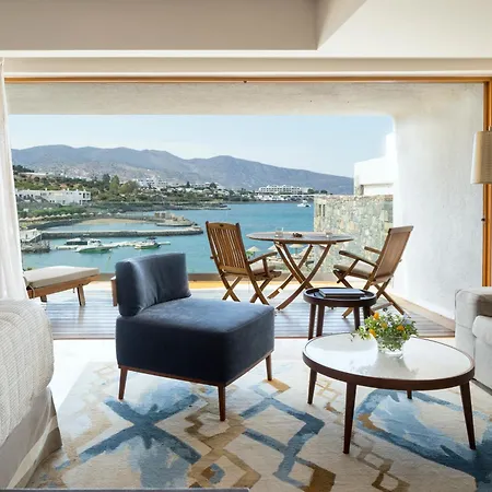 Peninsula Luxury Resort, Six Senses Resort 5*