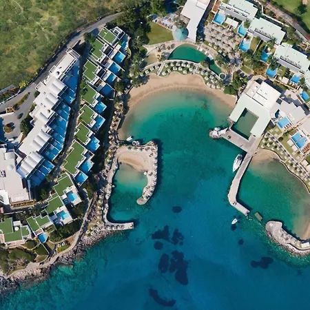 Peninsula Luxury Resort, Six Senses Resort